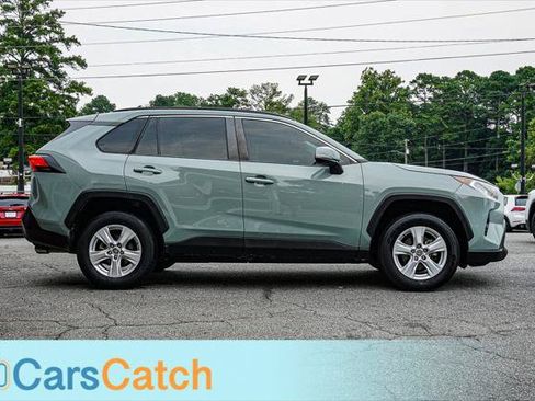 Used 2021 Toyota RAV4 XLE FWD image 11