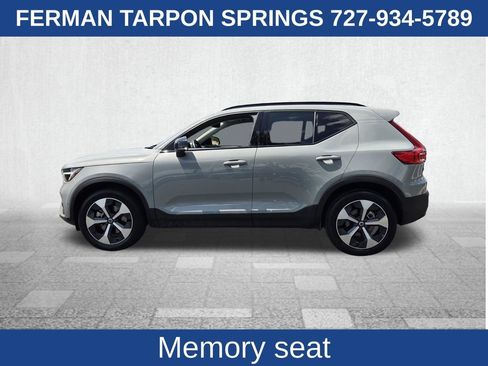 Certified 2026 Volvo XC40 B5 Plus AWD/4WD image 7