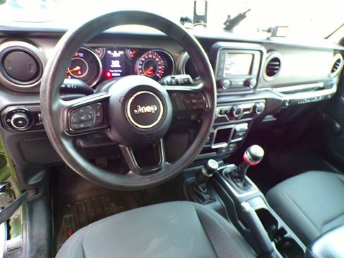 Used 2021 Jeep Wrangler Sport AWD/4WD image 14