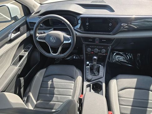 Certified 2024 Volkswagen Taos SEL AWD/4WD image 33