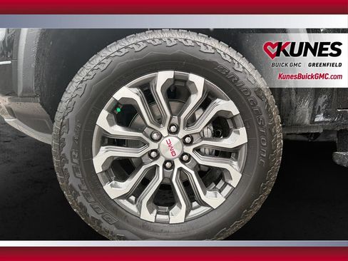 New 2026 GMC Canyon Denali AWD/4WD image 11