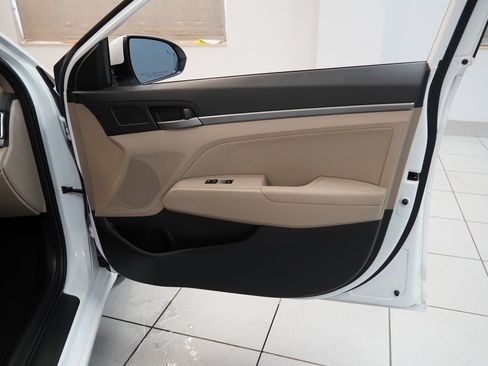 Used 2018 Hyundai Elantra SEL w/ Cargo Package image 25