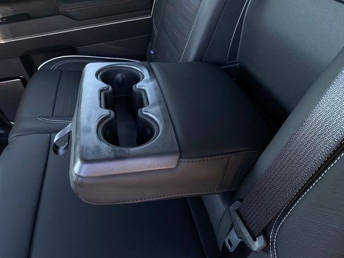 Used 2024 GMC Sierra 1500 AT4X image 32