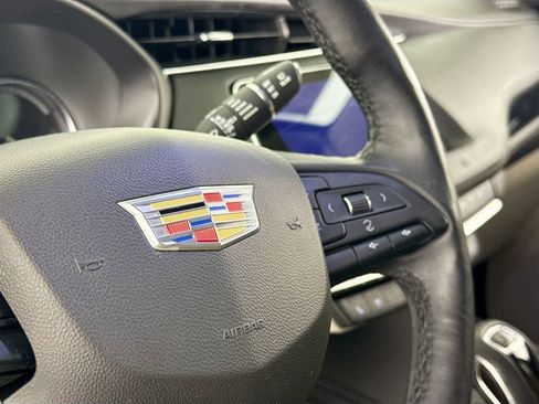 Used 2019 Cadillac XT4 Premium Luxury image 19