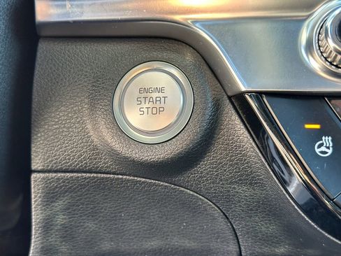 Used 2025 Kia Telluride SX X-Line image 31