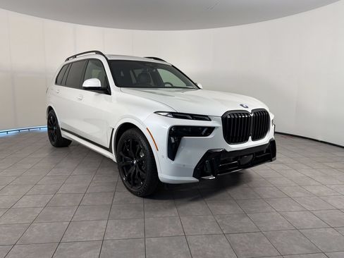 New 2027 BMW X7 xDrive40i w/ Executive Package AWD/4WD image 7