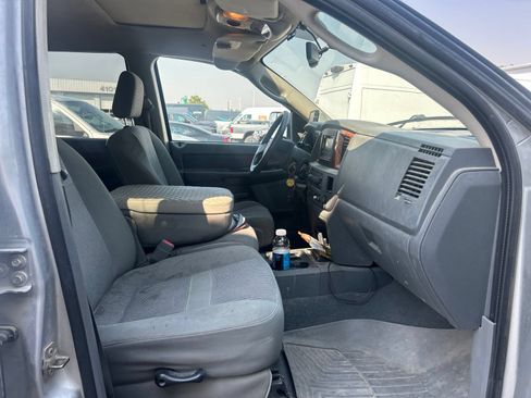 Used 2006 Dodge Ram 2500 Truck SLT w/ Light Group AWD/4WD image 11