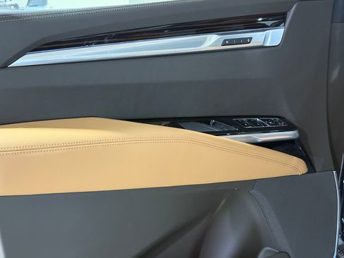 New 2026 Cadillac Escalade ESV Luxury image 21