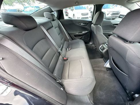 Used 2023 Chevrolet Malibu LT FWD image 26