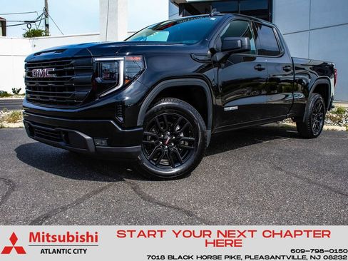 Used 2024 GMC Sierra 1500 Elevation AWD/4WD image 1