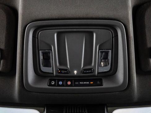 Used 2022 Chevrolet Silverado 1500 RST image 25