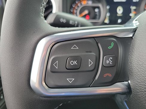 New 2025 Jeep Wrangler Unlimited Sahara AWD/4WD image 5