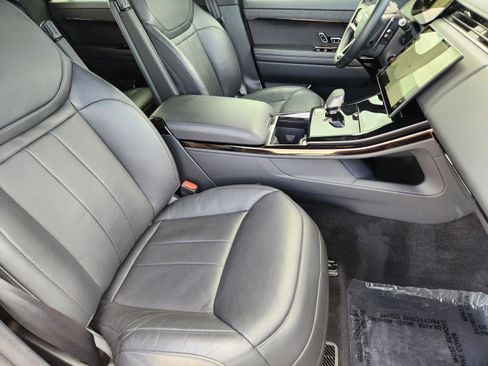 Certified 2025 Land Rover Range Rover Sport Dynamic SE AWD/4WD image 9