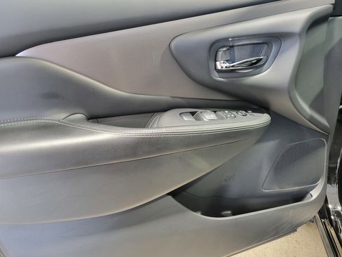 Used 2023 Nissan Murano SV w/ SV Midnight Edition Package image 24
