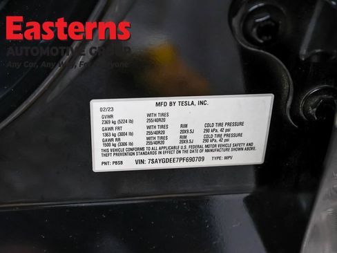 Used 2023 Tesla Model Y Long Range AWD/4WD image 31
