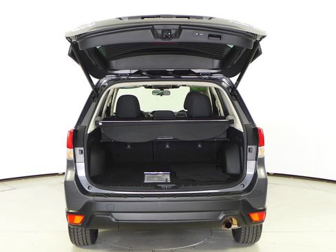Certified 2023 Subaru Forester Premium AWD/4WD image 10