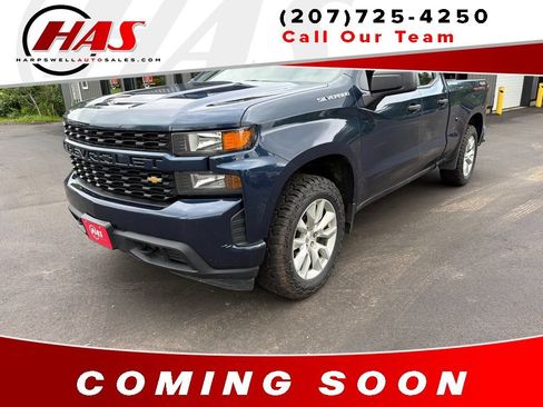 Used 2020 Chevrolet Silverado 1500 Custom w/ Custom Value Package AWD/4WD image 1