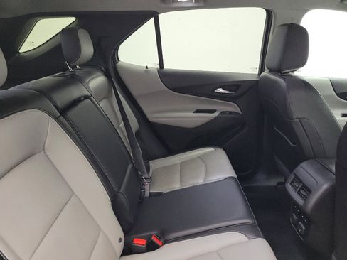 Used 2018 Chevrolet Equinox Premier AWD/4WD image 19