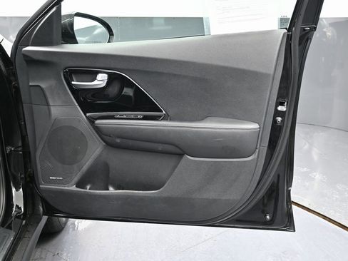 Used 2022 Kia Niro EX w/ Cold Weather Package image 34