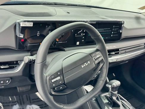 New 2026 Kia K4 GT-Line Turbo FWD image 32