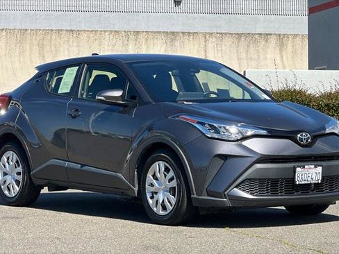 Certified 2021 Toyota C-HR LE image 5