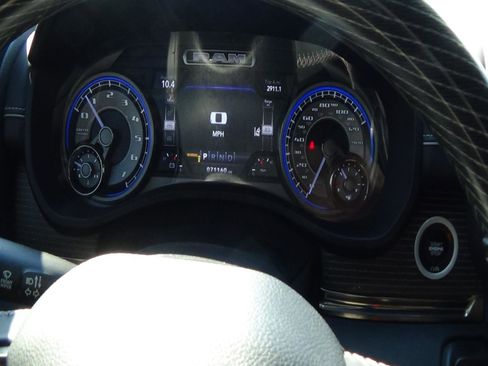 Used 2021 RAM 1500 Limited image 25