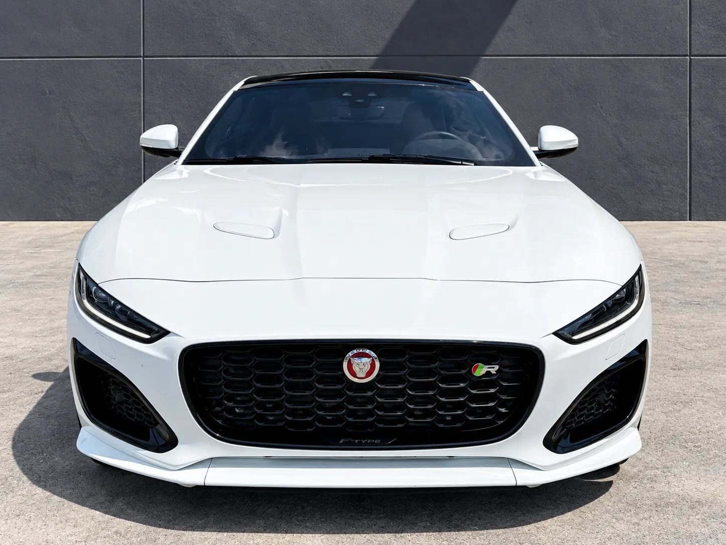 Used 2021 Jaguar F-TYPE R AWD/4WD image 8