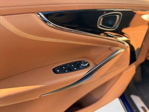 Used 2026 Aston Martin DBX 707 AWD/4WD image 14