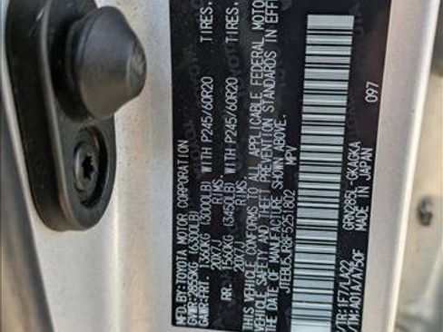 Used 2015 Toyota 4Runner Limited AWD/4WD image 17