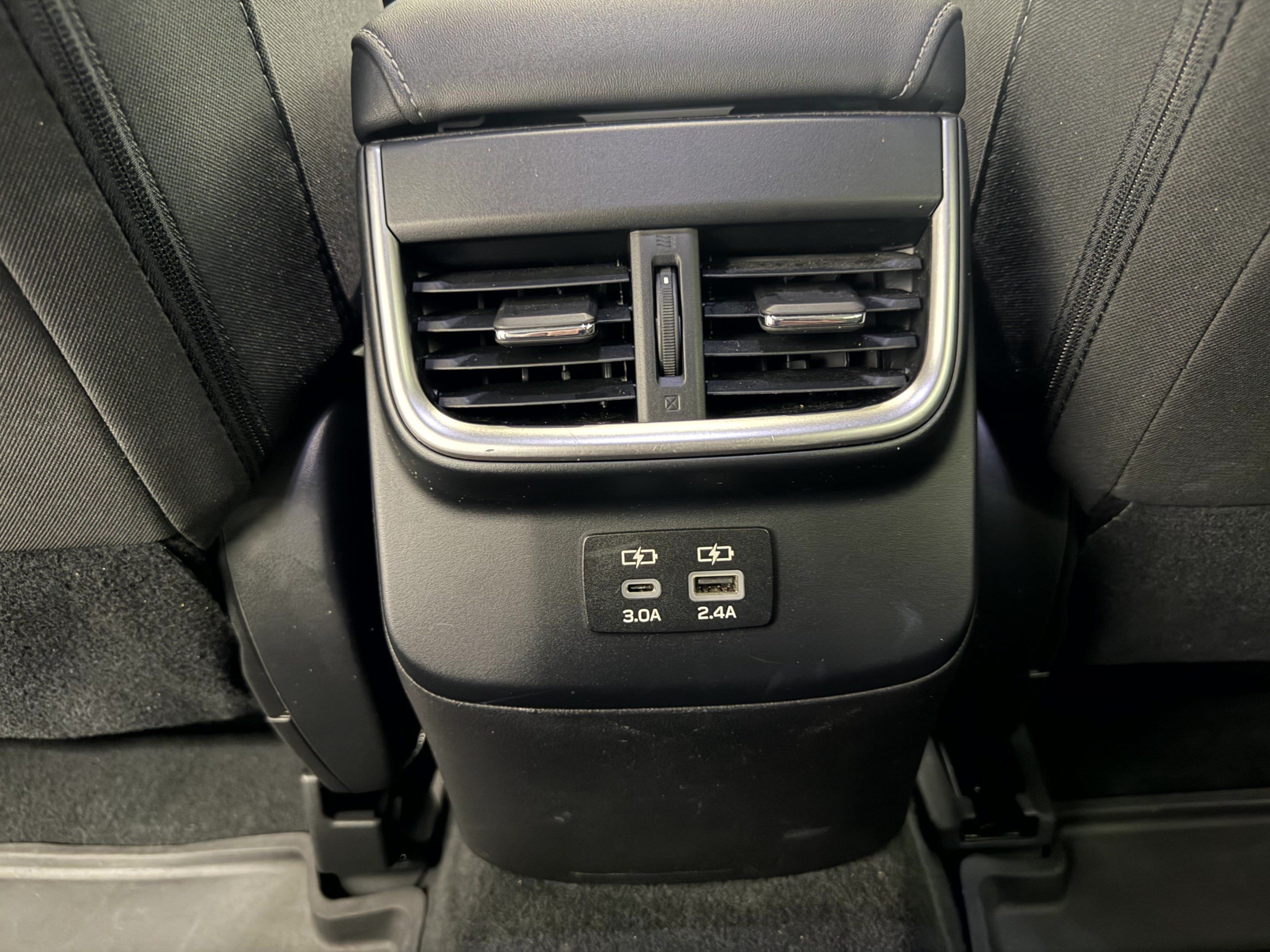 Used 2023 Subaru Outback Premium AWD/4WD image 24