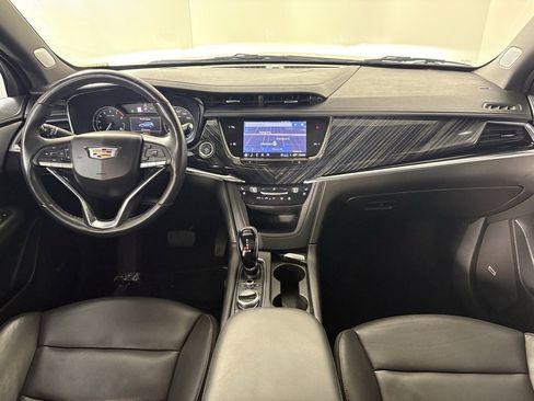 Used 2024 Cadillac XT6 Premium Luxury image 42