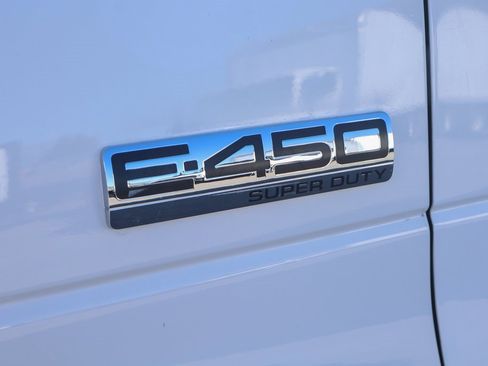 Used 2014 Ford E-450 and Econoline 450 Super Duty w/ Shuttle Bus Prep Package image 41