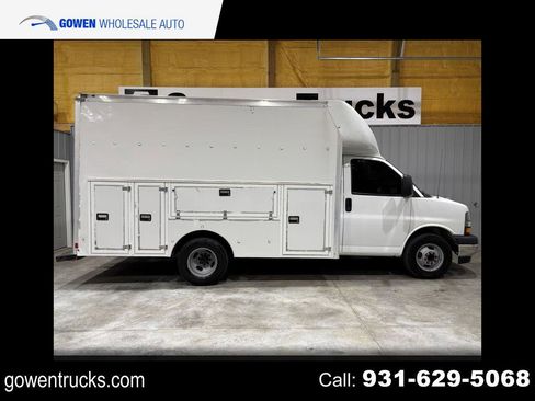 Used 2018 Chevrolet Express 3500 w/ Power Convenience Package image 1