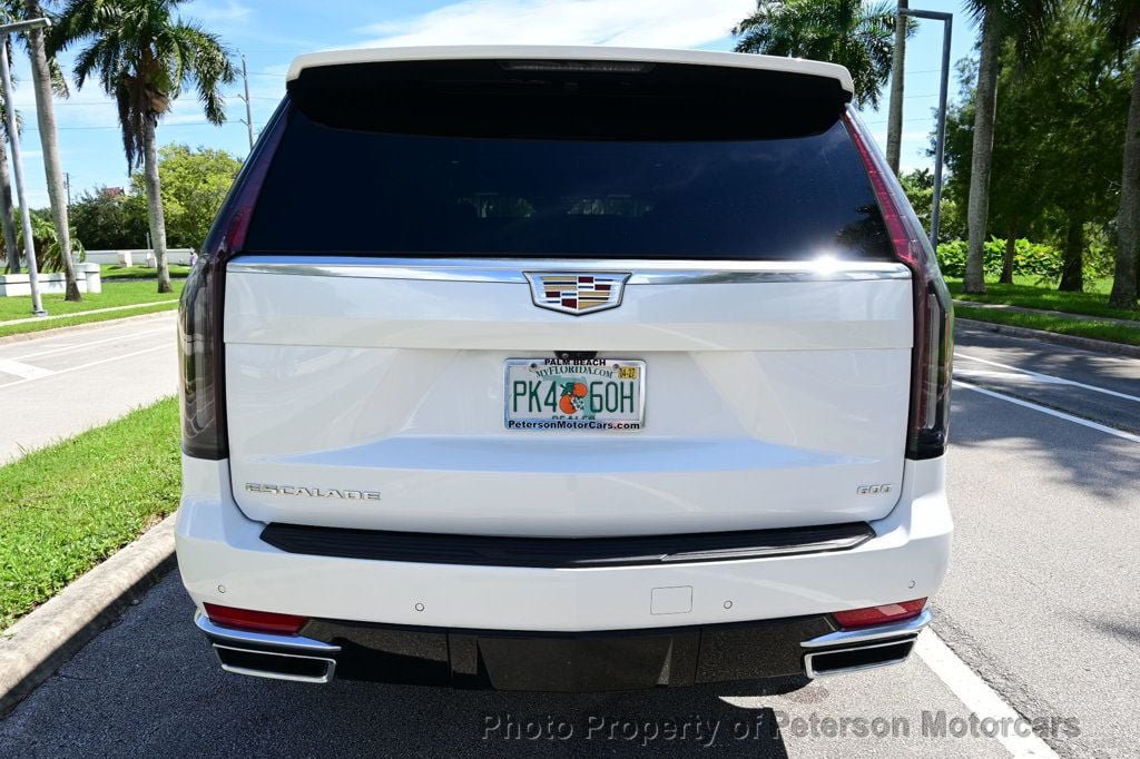 Used 2021 Cadillac Escalade Premium Luxury RWD image 4
