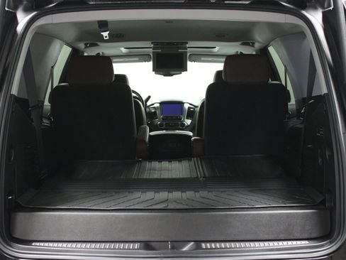 Used 2020 Chevrolet Tahoe Premier w/ Premier Plus Edition image 15