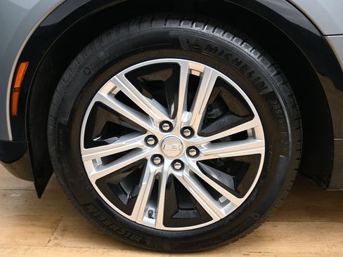 Used 2024 Cadillac Lyriq Tech RWD image 11
