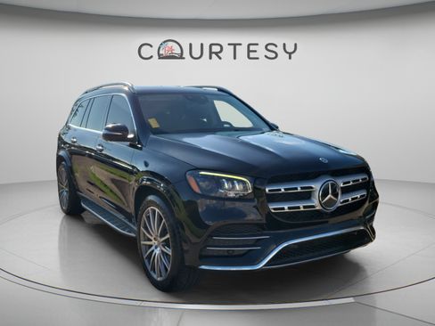 Used 2022 Mercedes-Benz GLS 450 4MATIC image 7