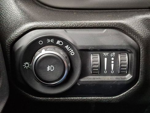 Used 2022 Jeep Wrangler Unlimited Sport image 26