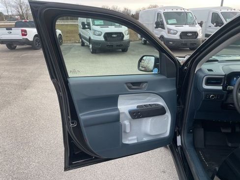 New 2025 Ford Maverick XLT w/ Equipment Group 301A image 19