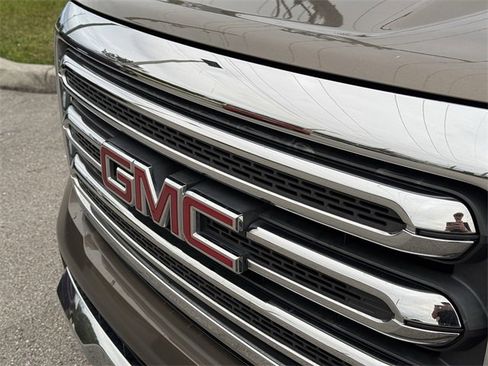 Used 2016 GMC Canyon SLT w/ Trailering Package image 6