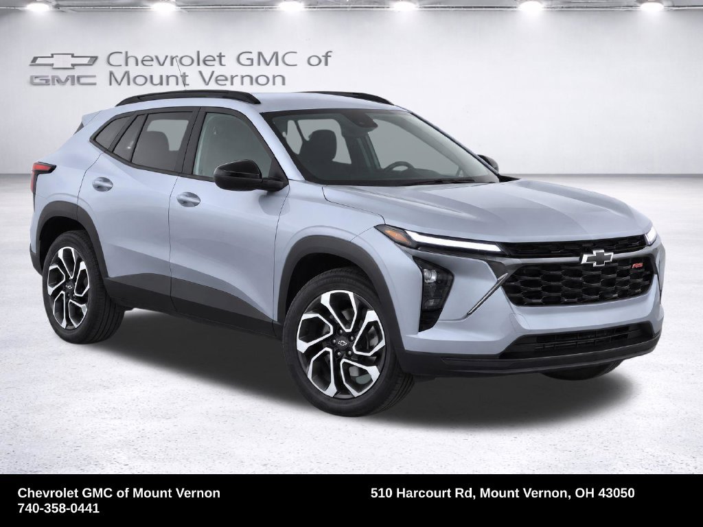 Used 2025 Chevrolet Trax RS FWD image 2
