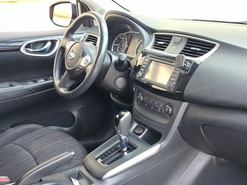 Used 2017 Nissan Sentra SV w/ Driver's Assist Package image 17