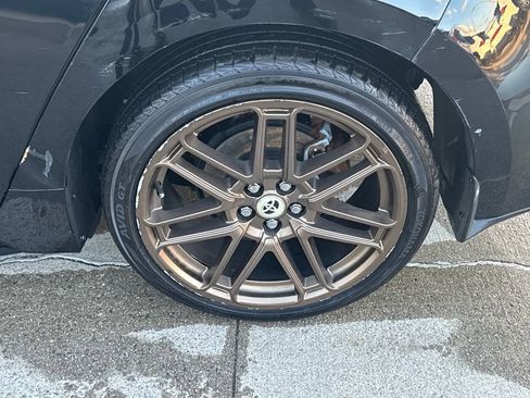 Used 2024 Toyota Corolla SE w/ SE Package image 41