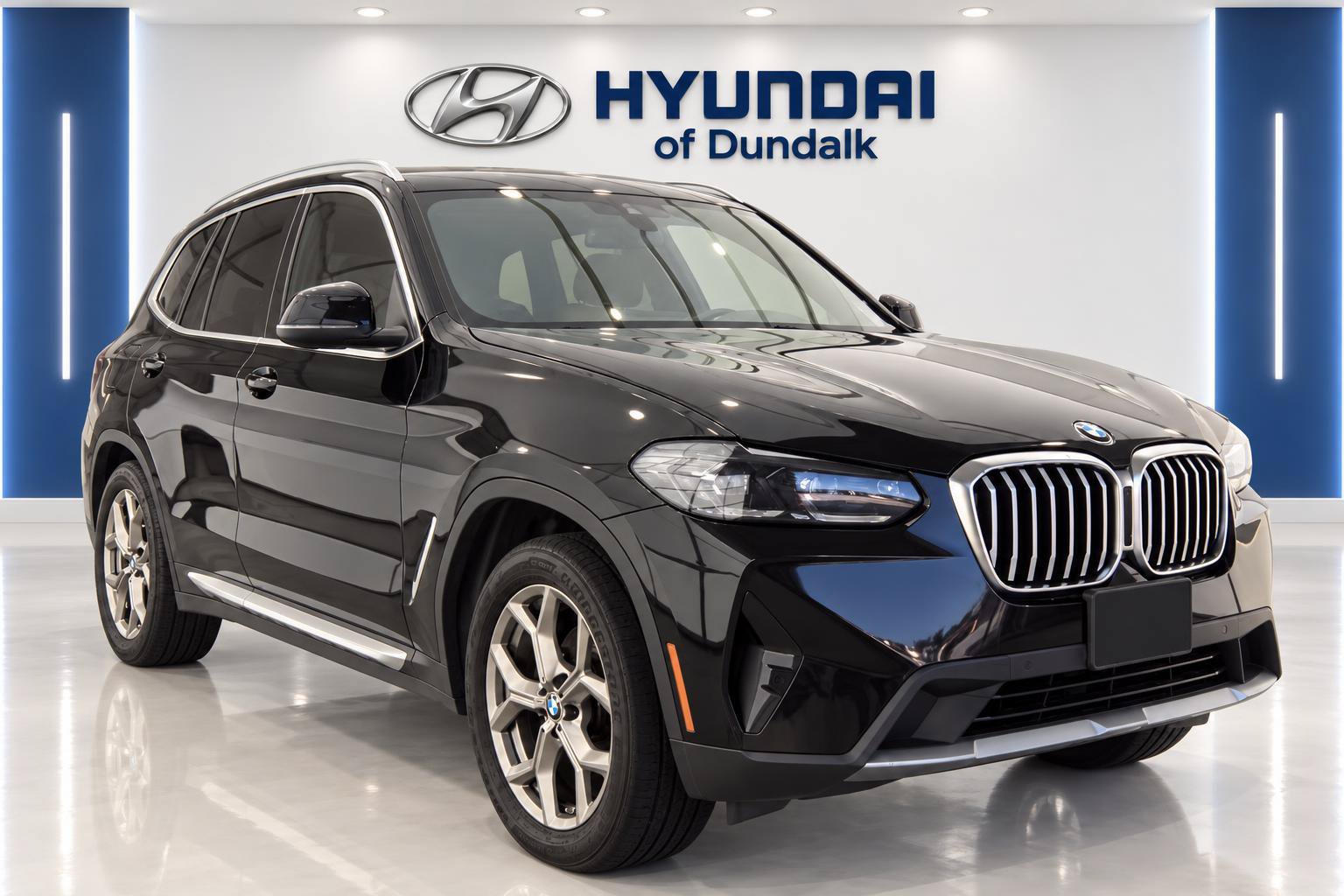 Used 2022 BMW X3 xDrive30i w/ Convenience Package AWD/4WD image 3