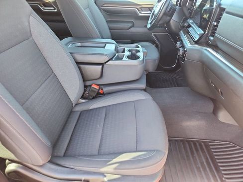Used 2023 Chevrolet Silverado 1500 LT image 15