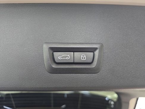 Used 2025 BMW X3 xDrive30i w/ Premium Package image 31