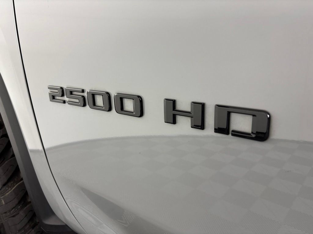 Used 2024 Chevrolet Silverado 2500 LTZ w/ LTZ Plus Package AWD/4WD image 16