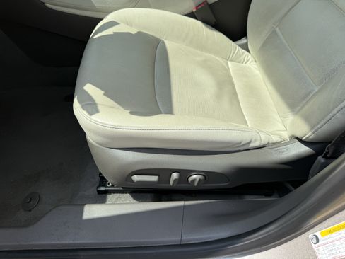 Used 2024 Chevrolet Malibu LT FWD image 28