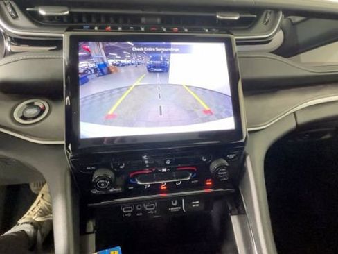 Used 2022 Jeep Grand Cherokee Limited 4xe AWD/4WD image 34