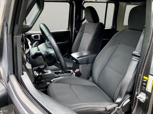 Certified 2022 Jeep Wrangler Unlimited Sport w/ Sun And Sound Package AWD/4WD image 21